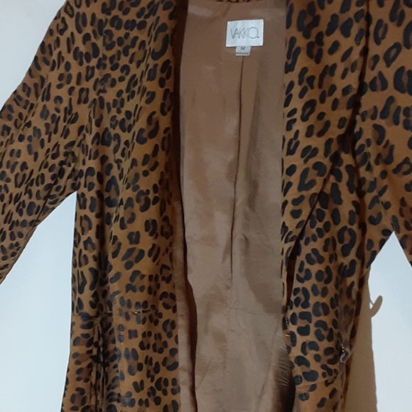 Vakko Suede Leather Leopard Print Jacket. - Picture 6 of 14